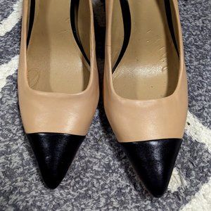 7m Ann Taylor Cap Toe Leather High Heel